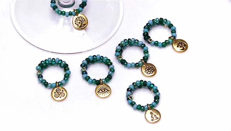 How to Make Wine Charms with Memory Wire