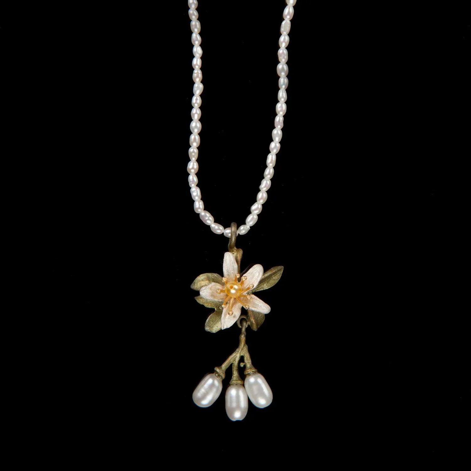Orange Blossom Pendant - Flower Pearls